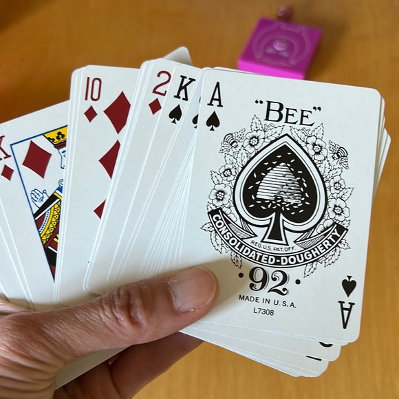 WYNN Encore 3 playing card sets - Picture 12 of 12